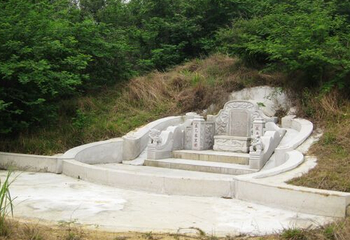 盗墓风水师解说墓地风水知识