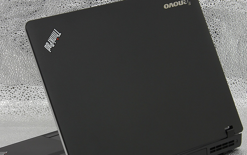 thinkpad开机黑屏 电源灯亮