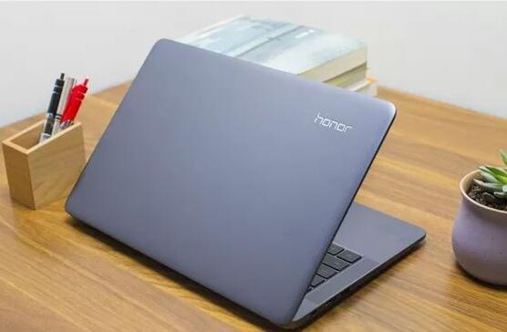 荣耀笔记本无法启动如何解决_电脑主机声音大嗡嗡响什么原因