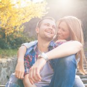 疼老婆男人面相的特征