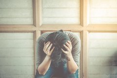 男人脸上坑坑洼洼影响运势吗