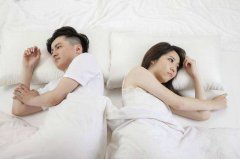 属鸡与属鸡配婚怎么样？属鸡的人对待爱情是怎么样的？