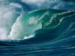 梦见海啸是什么意思 做梦梦到海啸好不好