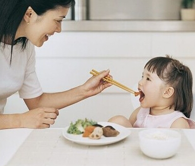 梦见儿子吃饭