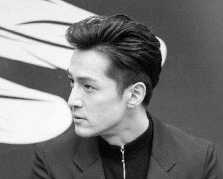 梦见男人调戏